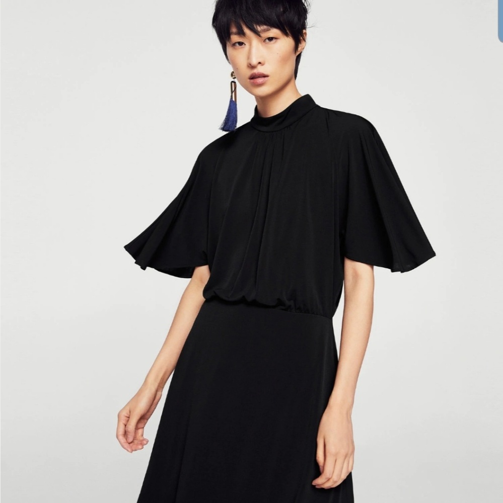 Black flowy dress